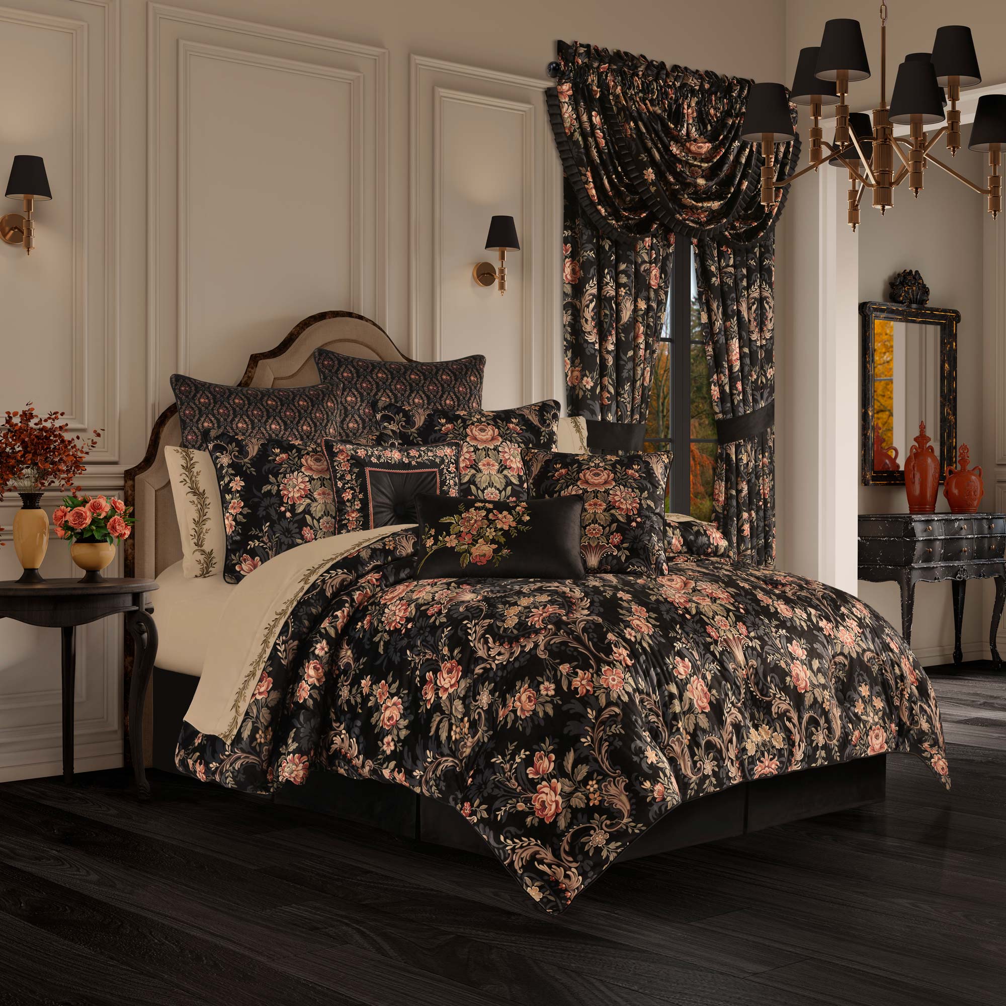 Chanticleer 4 Piece Comforter Set Black by J.Queen New York