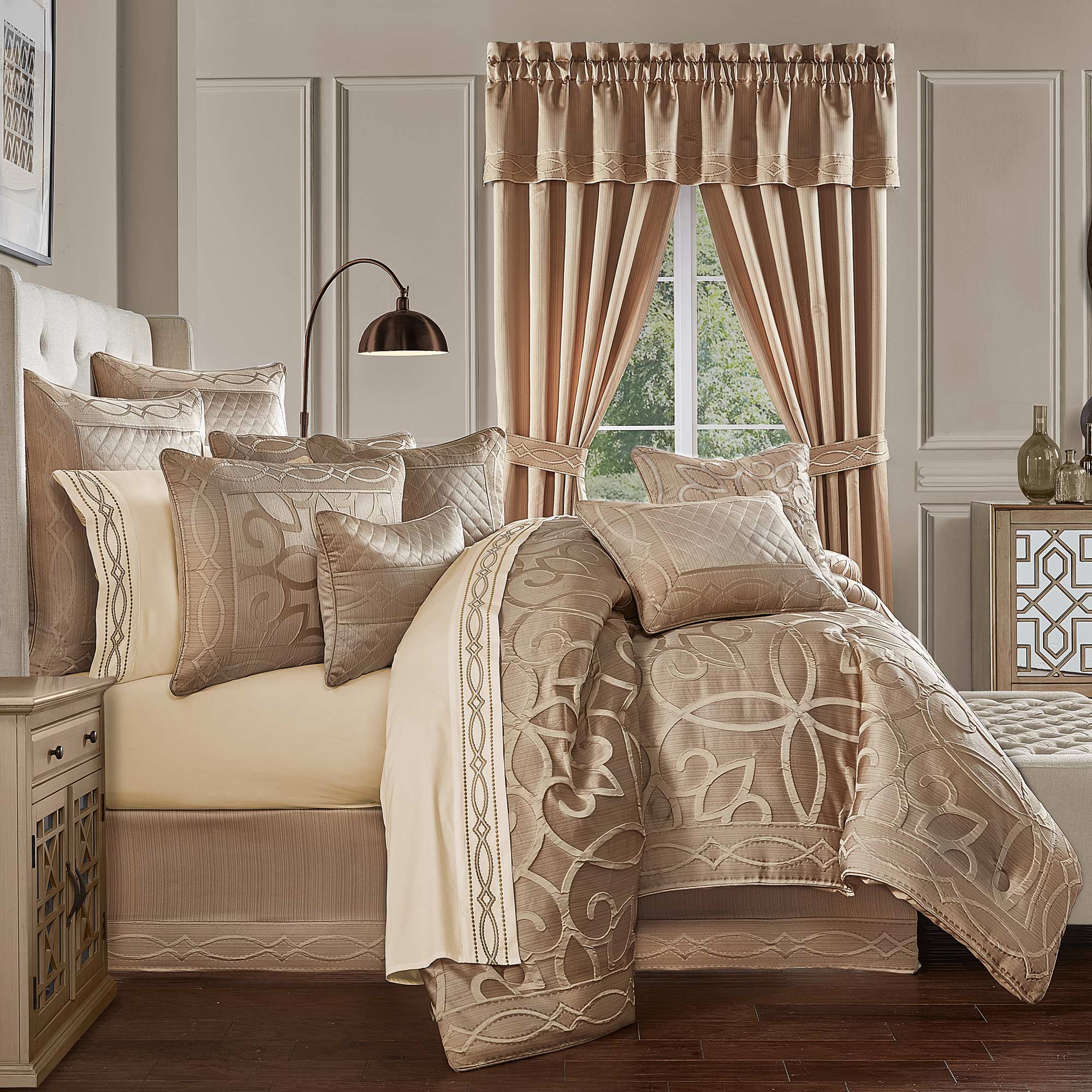Decade 4 Piece Comforter Set in Gold by J.Queen New York