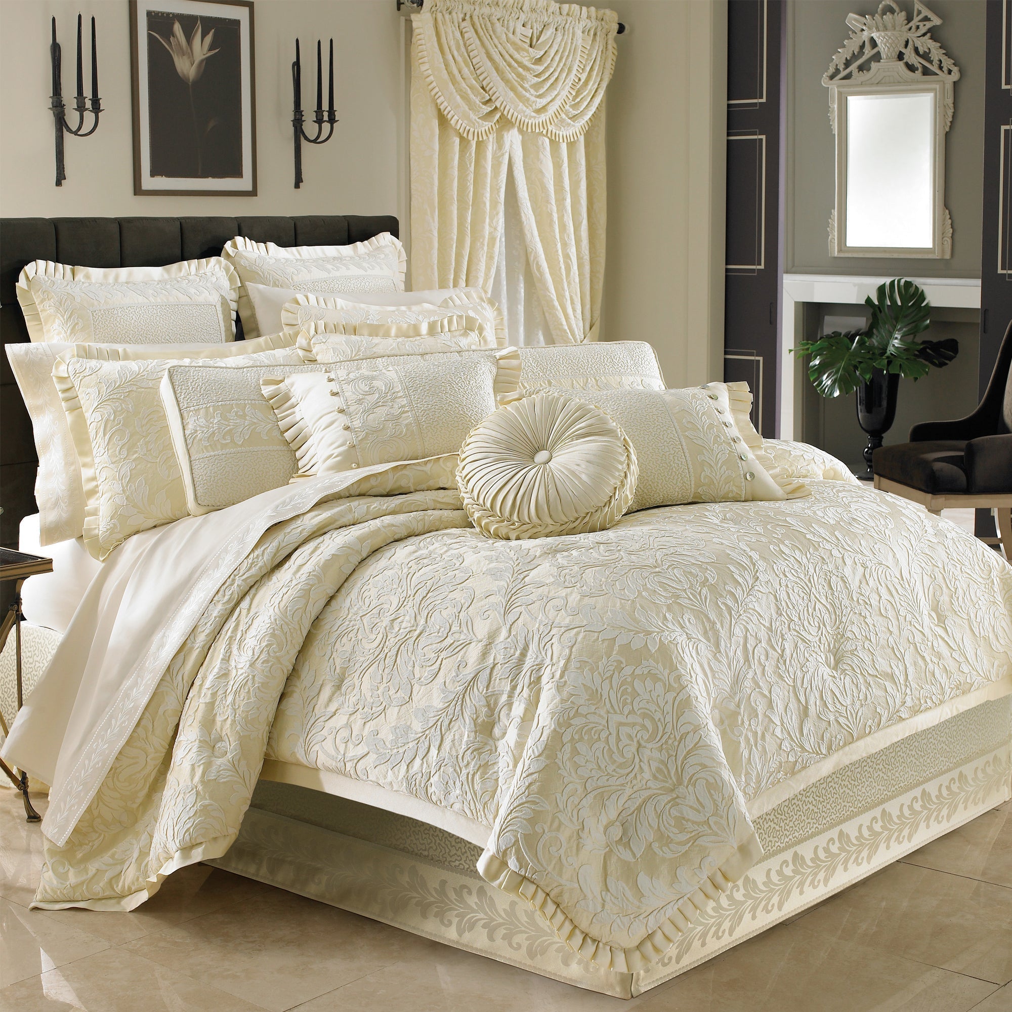 Marquis 4-Piece Comforter Set in Ivory | 100% Polyester by J.Queen New York
