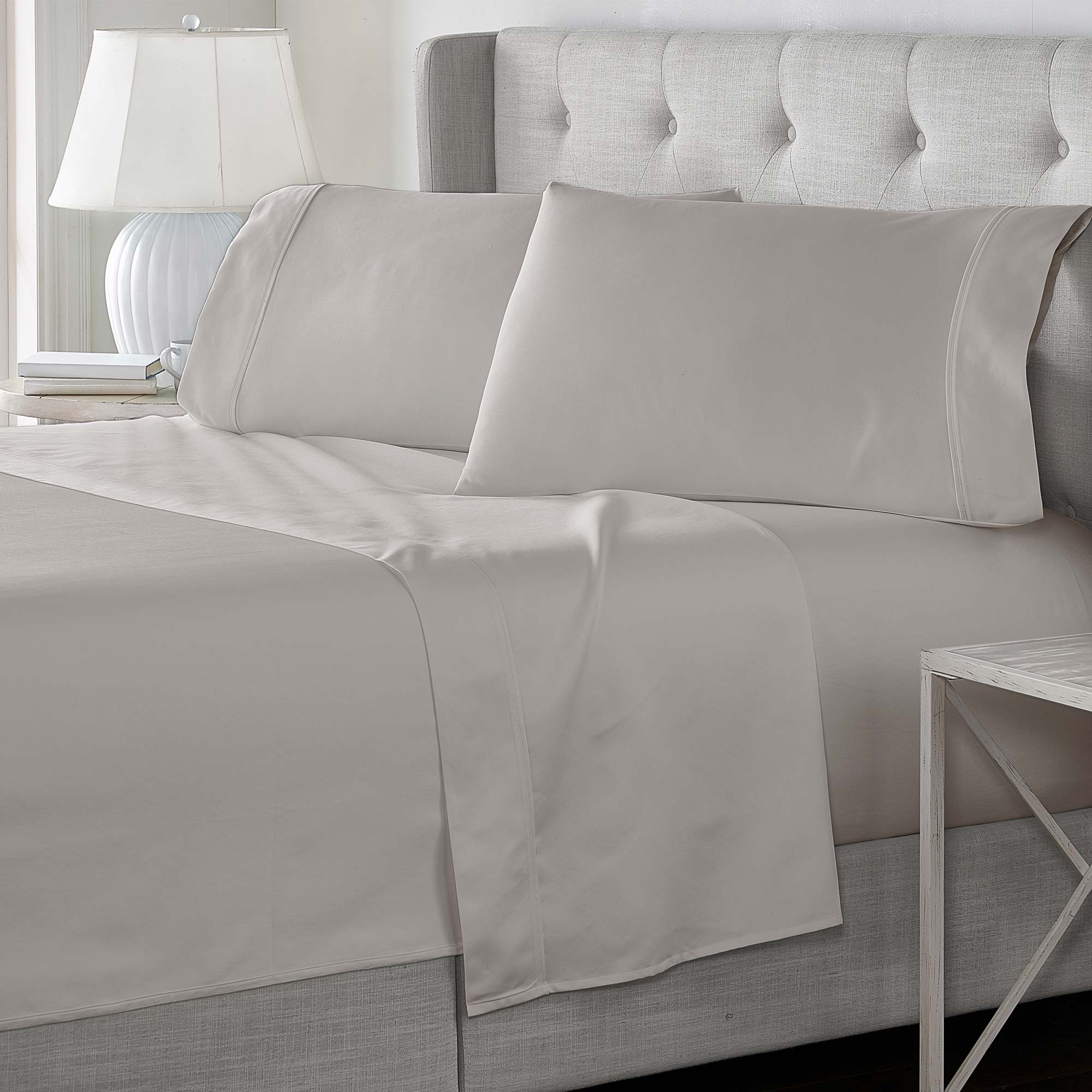 Royal Fit - 1000 Thread Count 100% Egyptian Cotton 4 Piece Sheet Set in Silver by J.Queen New York