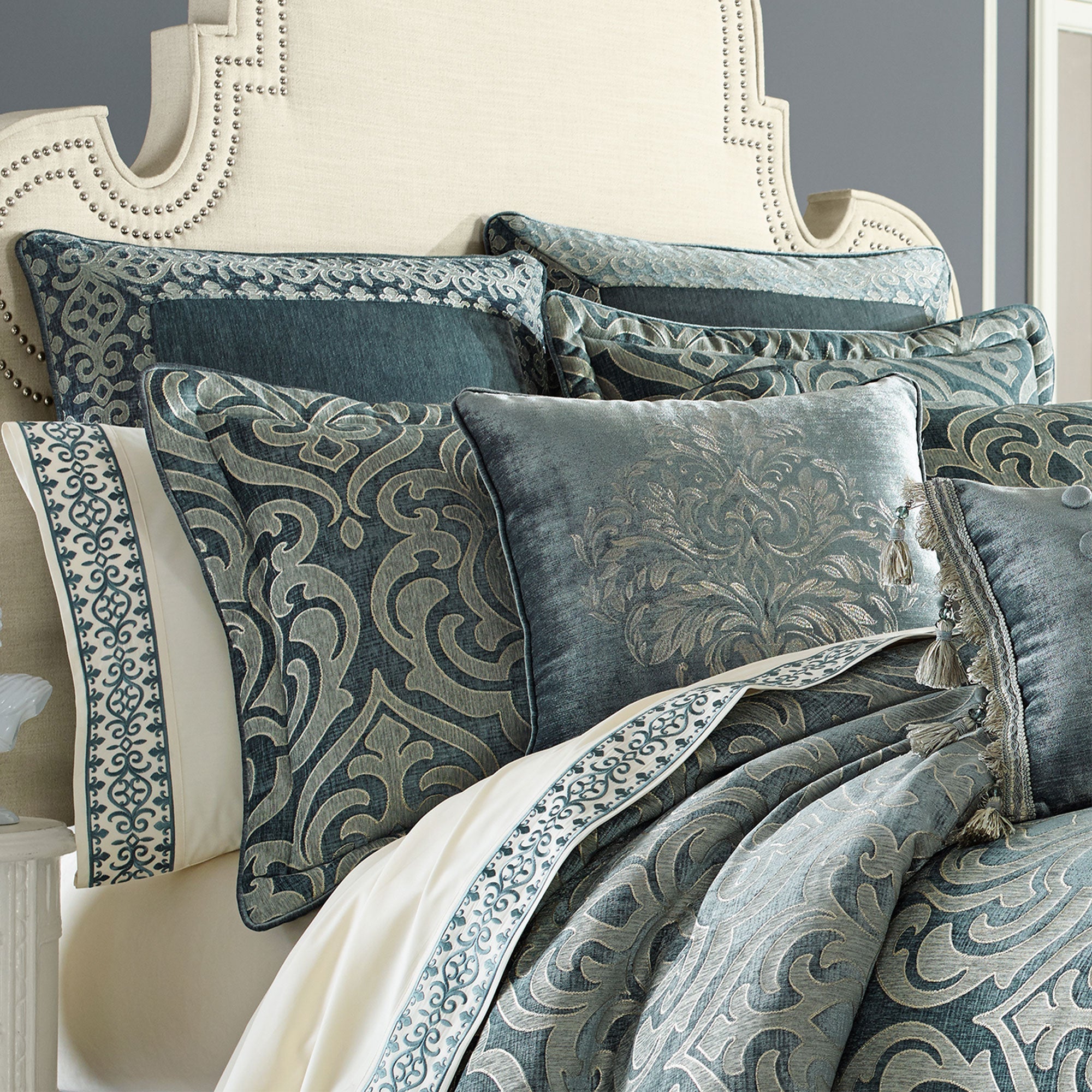 Sicily Teal Full 4 Piece Comforter Set | Polyester/Rayon by J.Queen New York