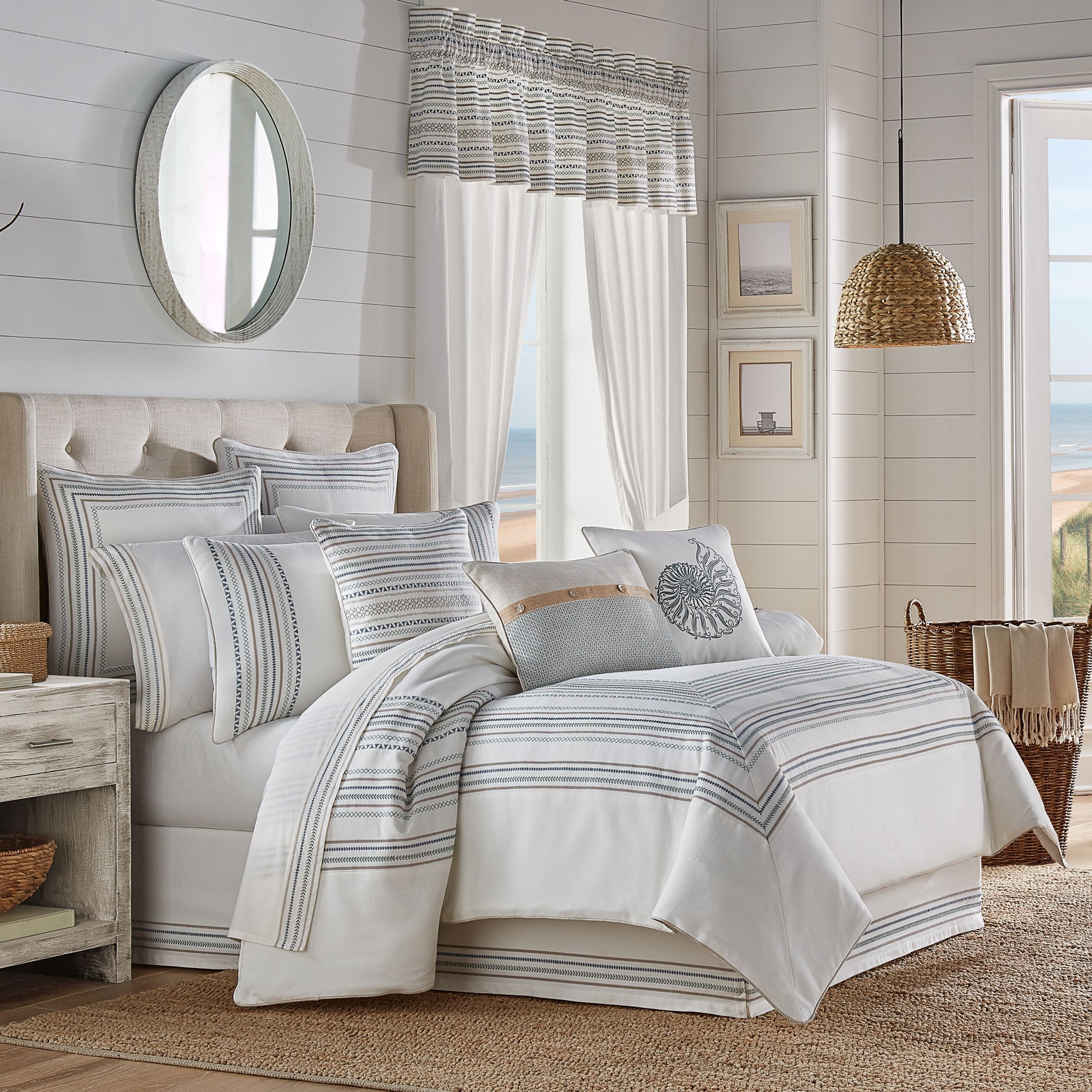 Waterbury 4 Piece Comforter Set in Spa by J.Queen New York